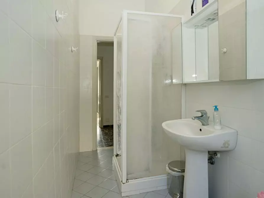 Immagine 4 di Camera in affitto  in Via Innocenzo Isimbardi a Milano