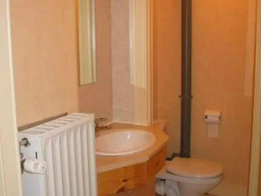 Immagine 10 di Camera in affitto  in Rue du Champ de la Couronne a Laeken