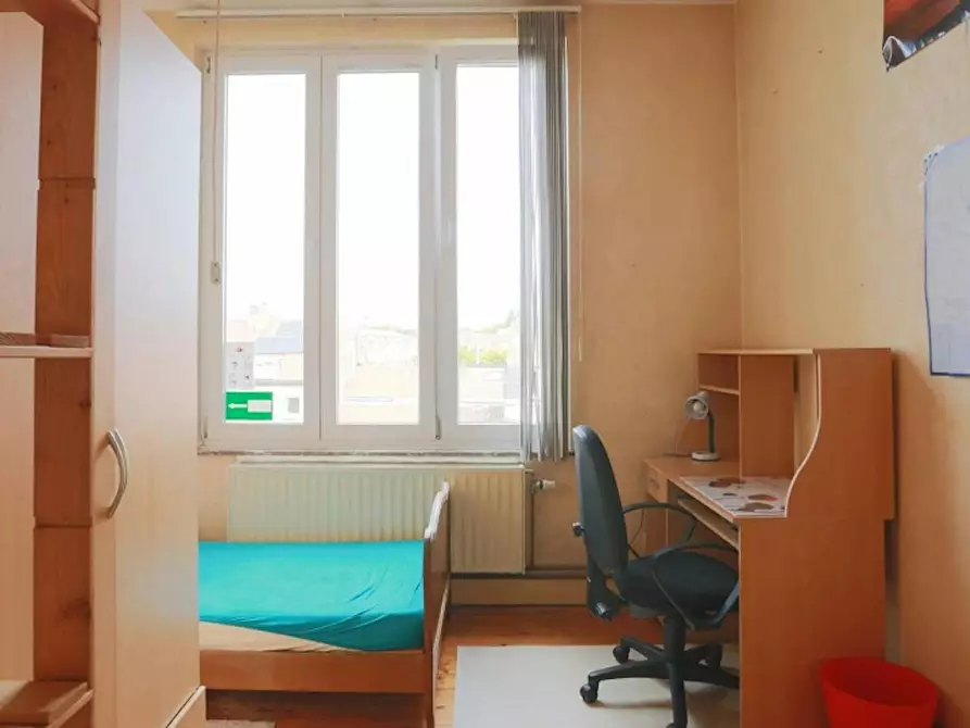 Immagine 3 di Camera in affitto  in Rue du Champ de la Couronne a Laeken