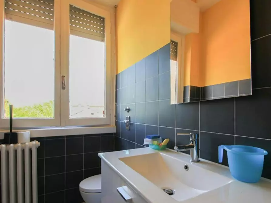 Immagine 8 di Camera in affitto  in Via Ettore Ponti a Milano