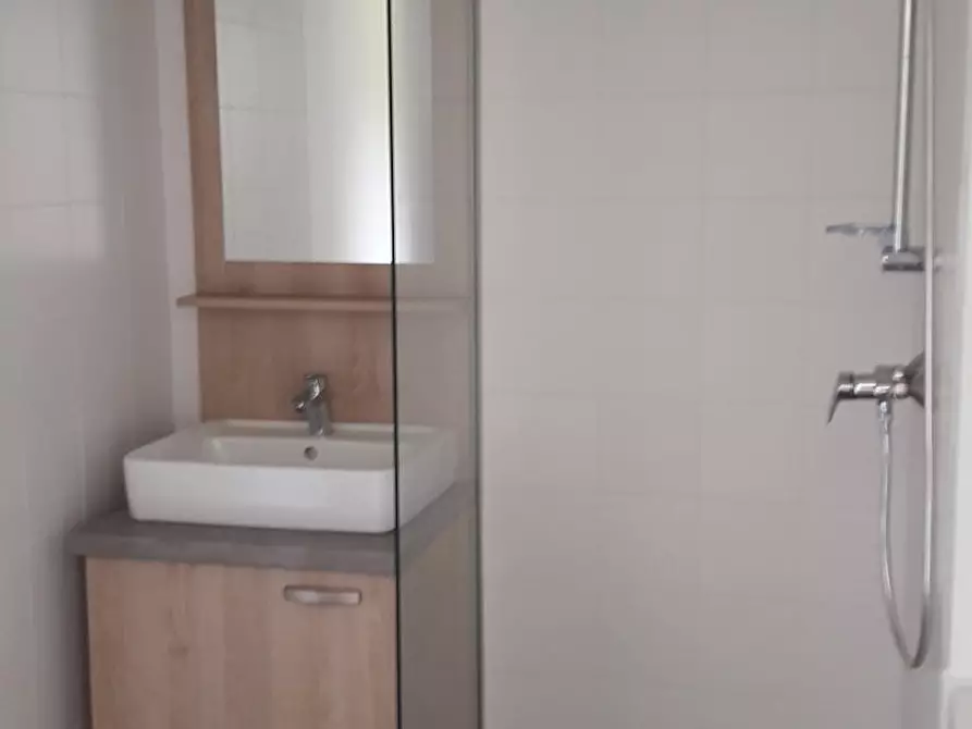 Immagine 4 di Appartamento in affitto  in Allée du Cotentin a Grenoble