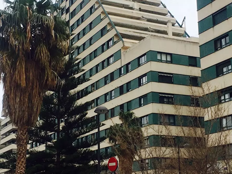 Immagine 3 di Camera in affitto  in Avinguda de l'Institut Obrer de València a Valencia