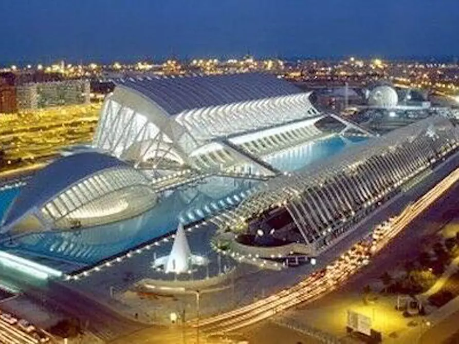 Immagine 2 di Camera in affitto  in Avinguda de l'Institut Obrer de València a Valencia
