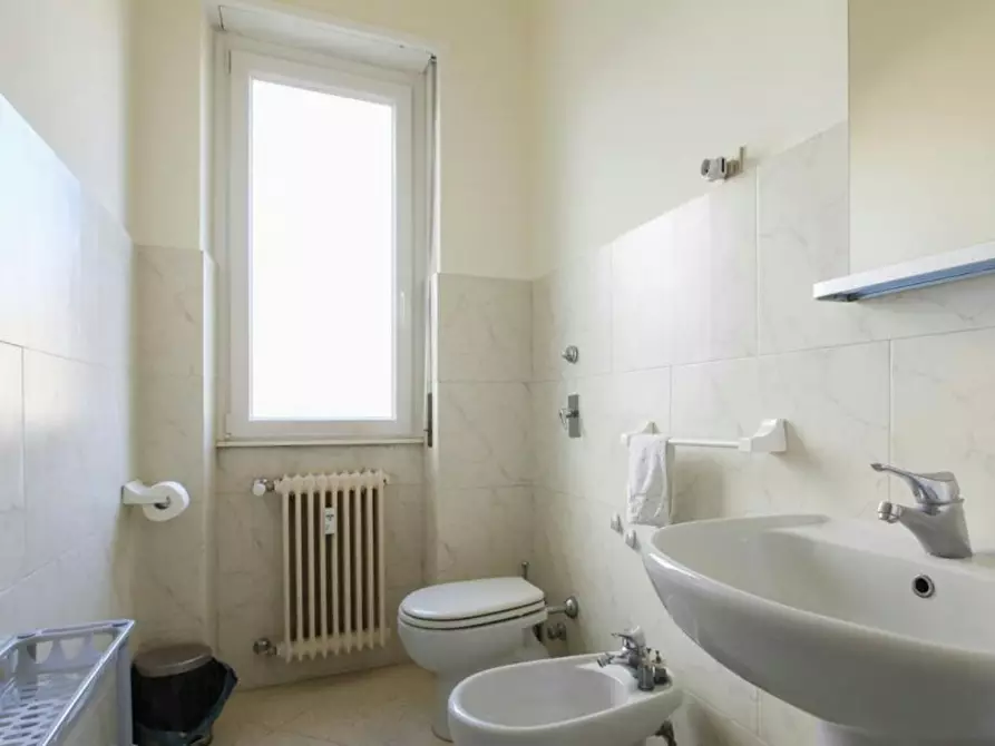 Immagine 6 di Camera in affitto  in Via Gentilino a Milano