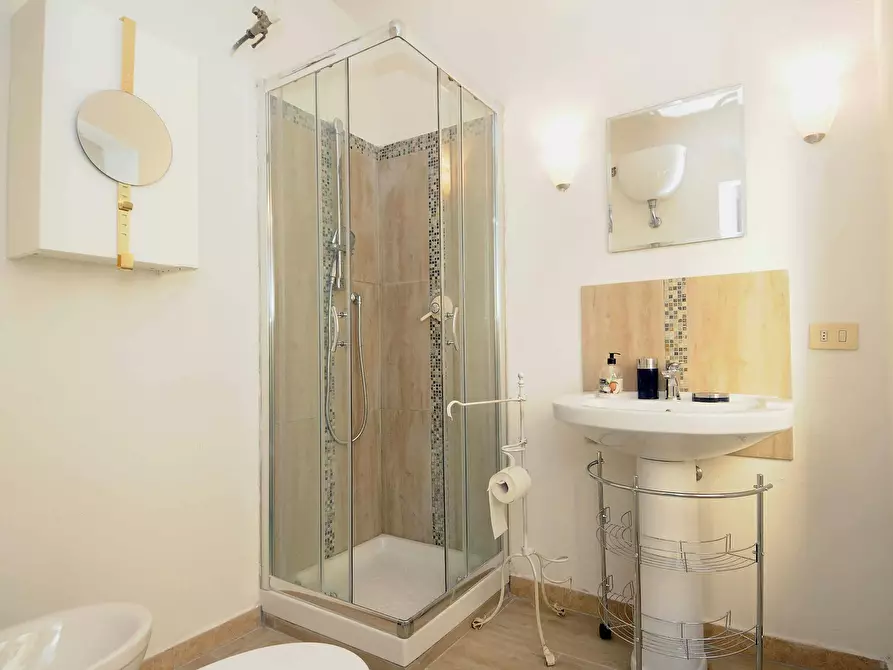 Immagine 3 di Appartamento in affitto  in Lungarno Amerigo Vespucci a Firenze