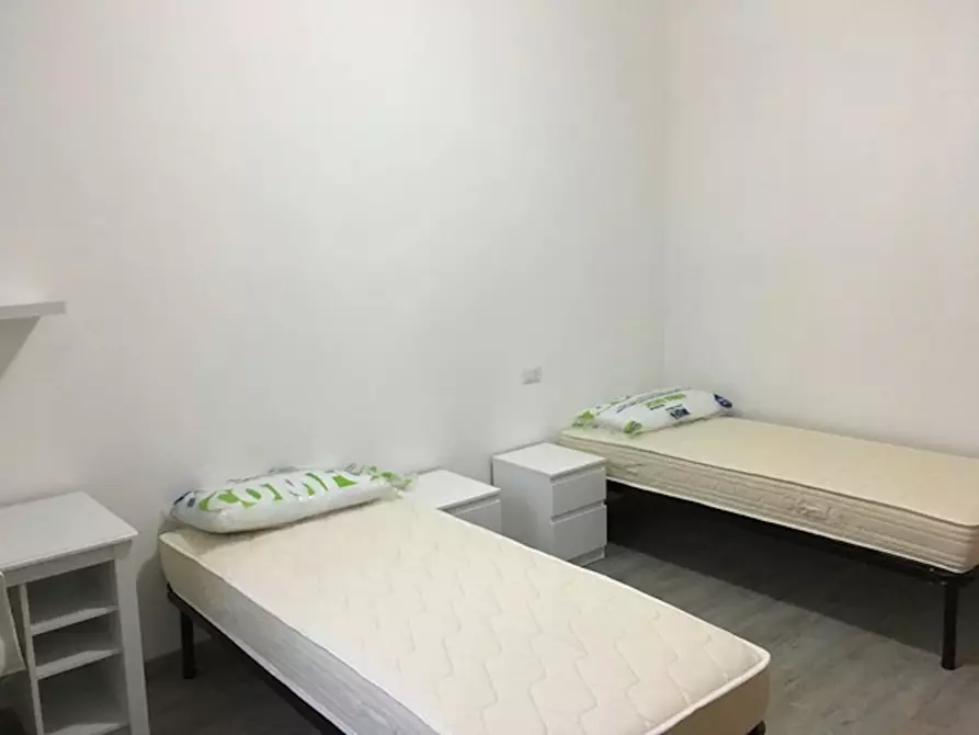 Immagine 2 di Camera condivisa in affitto  in Via Gaspare Nadi a Bologna