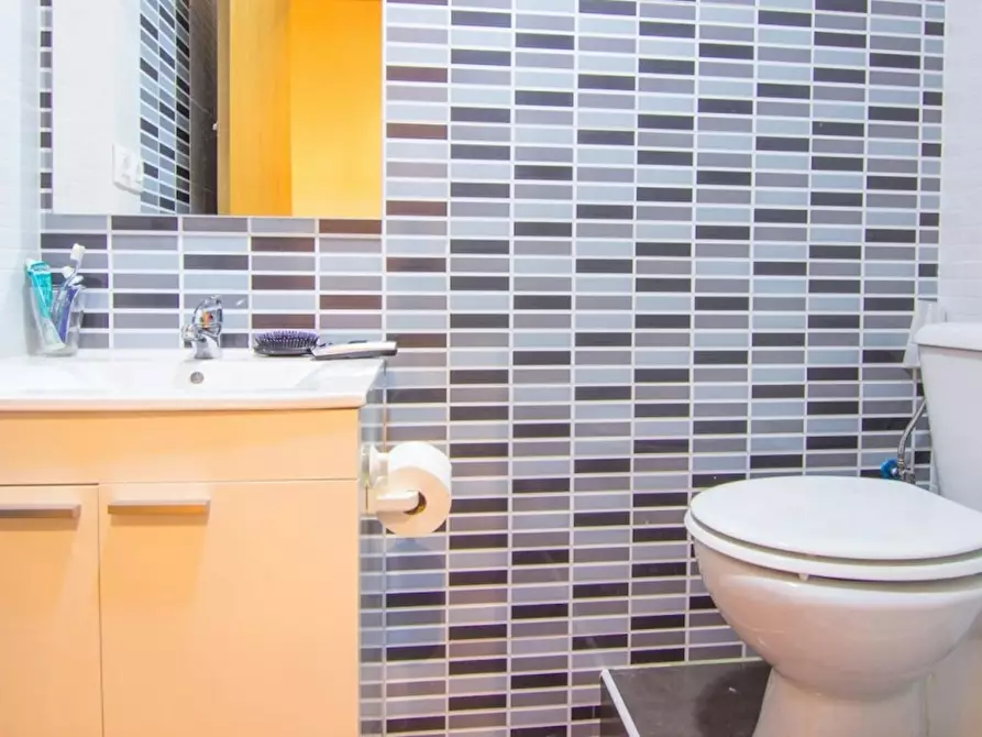 Immagine 7 di Camera in affitto  in Carrer Mestre Racional a Valencia