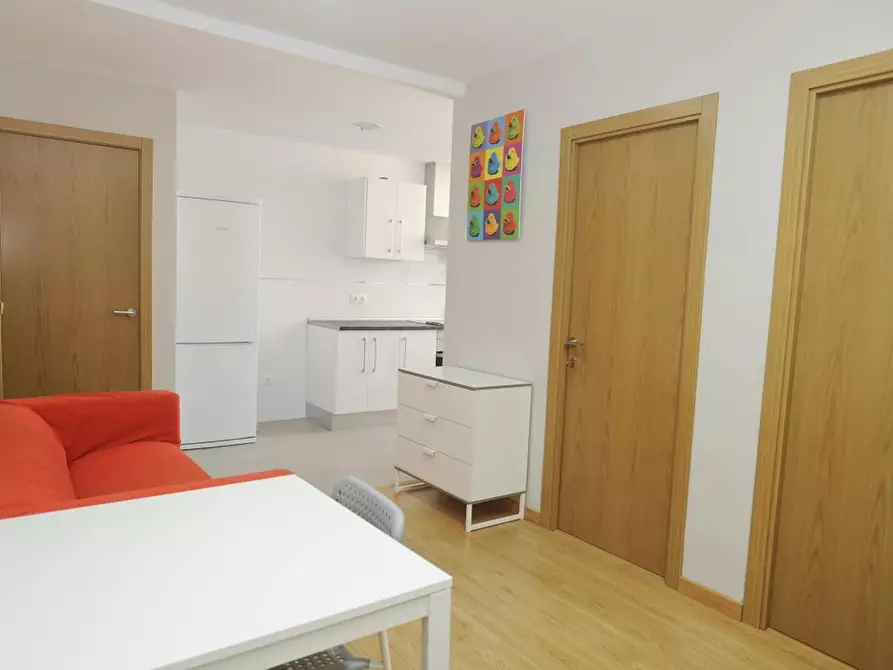 Immagine 5 di Camera in affitto  in Carrer Mestre Racional a Valencia