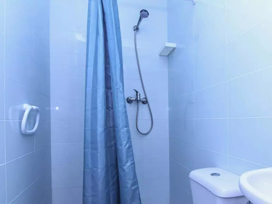 Immagine 6 di Camera in affitto  in Carrer de Sant Joan Bosco a Valencia