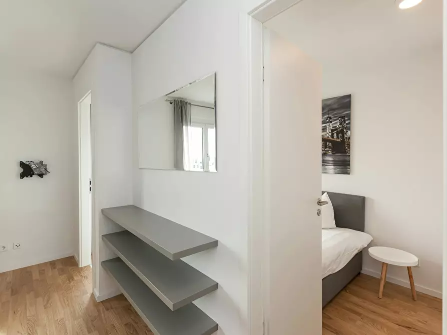 Immagine 8 di Appartamento in affitto  in Köpenicker Straße a Berlin