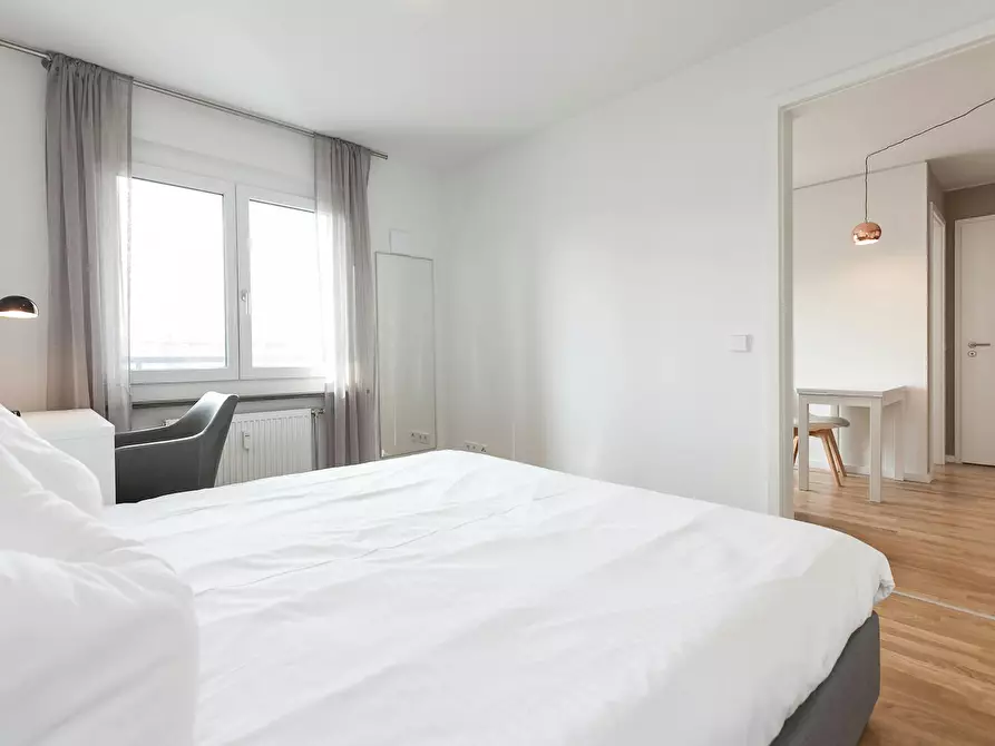 Immagine 6 di Appartamento in affitto  in Köpenicker Straße a Berlin