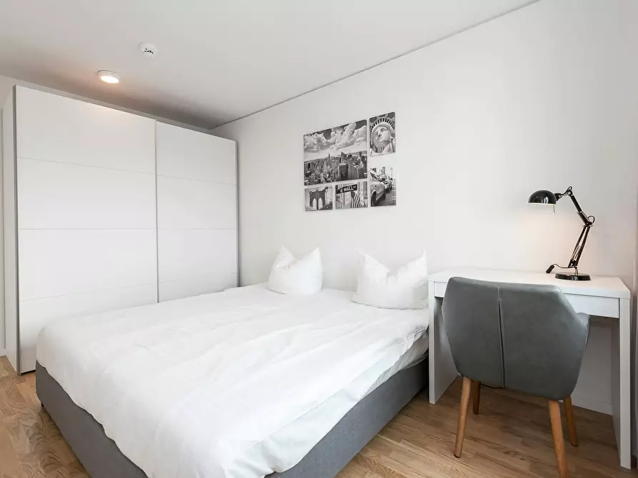 Immagine 8 di Appartamento in affitto  in Köpenicker Straße a Berlin