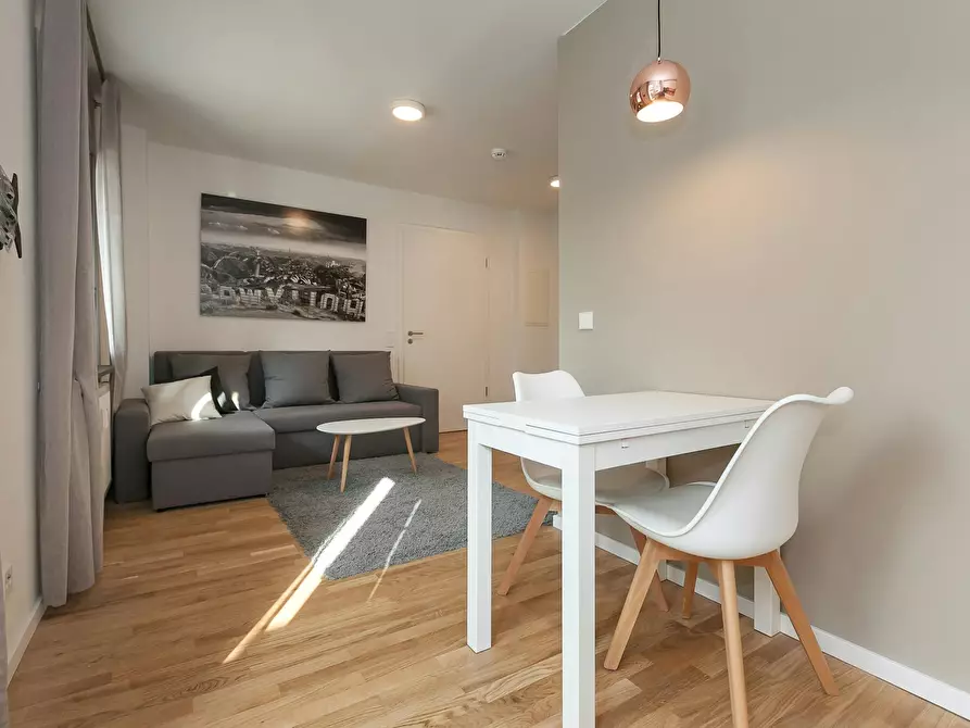 Immagine 8 di Appartamento in affitto  in Köpenicker Straße a Berlin