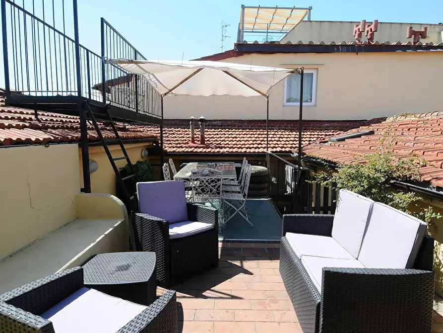 Immagine 8 di Camera in affitto  in Lungarno Amerigo Vespucci a Firenze