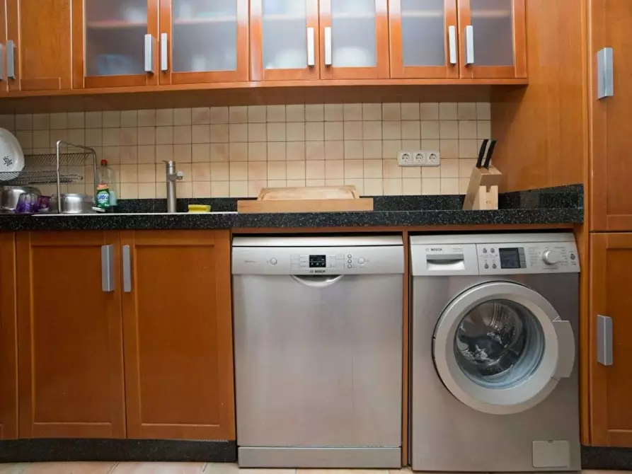 Immagine 1 di Camera in affitto  in Carrer de Dénia a Valencia