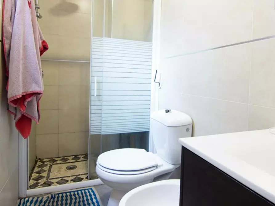 Immagine 5 di Camera in affitto  in Carrer de Joaquín Costa a Valencia