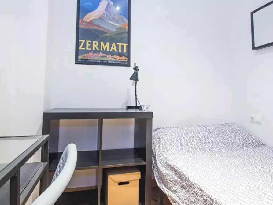 Immagine 3 di Camera in affitto  in Carrer de Joaquín Costa a Valencia