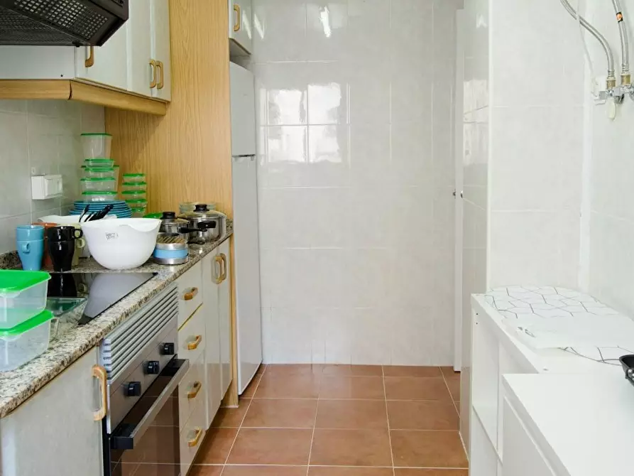 Immagine 6 di Camera in affitto  in Carrer de Joaquín Costa a Valencia