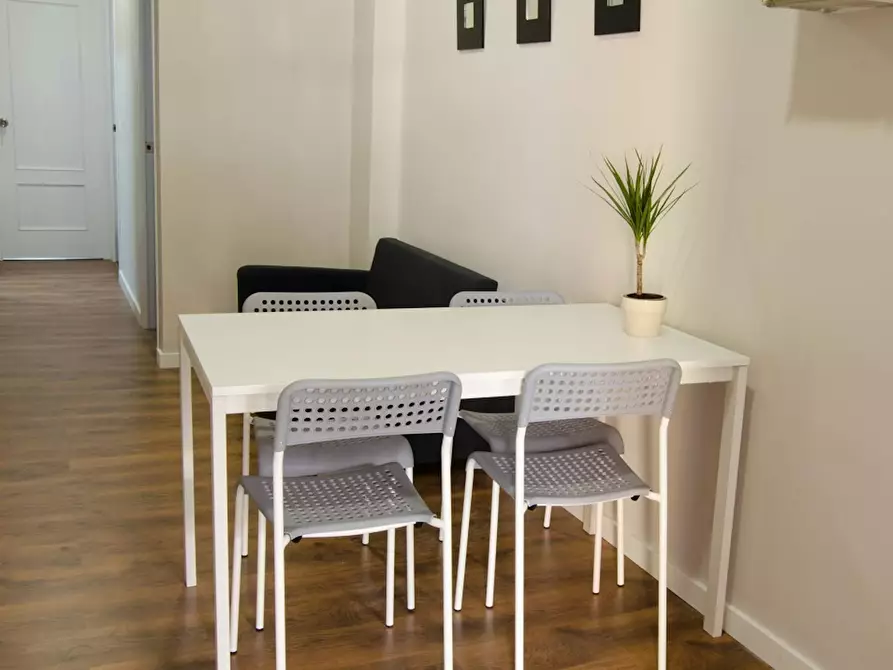 Immagine 7 di Camera in affitto  in Carrer de Joaquín Costa a Valencia