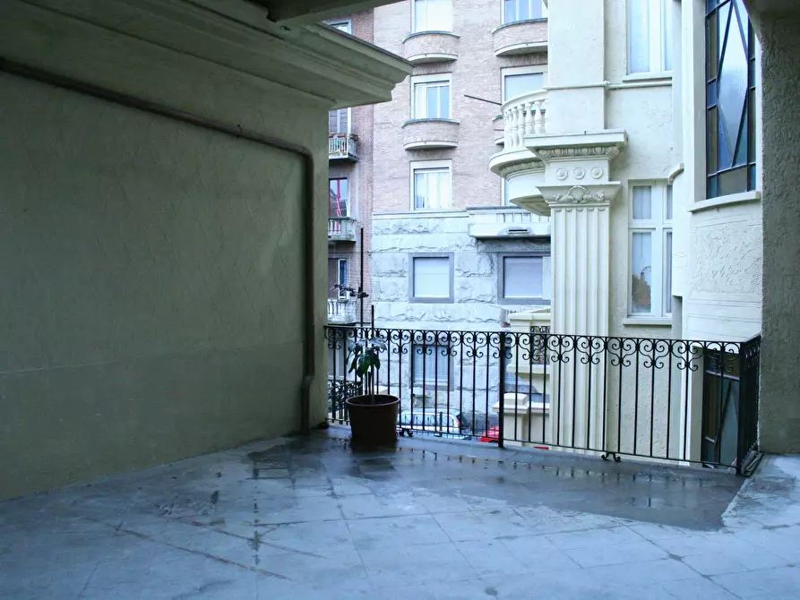 Immagine 4 di Camera in affitto  in Corso San Maurizio a Torino