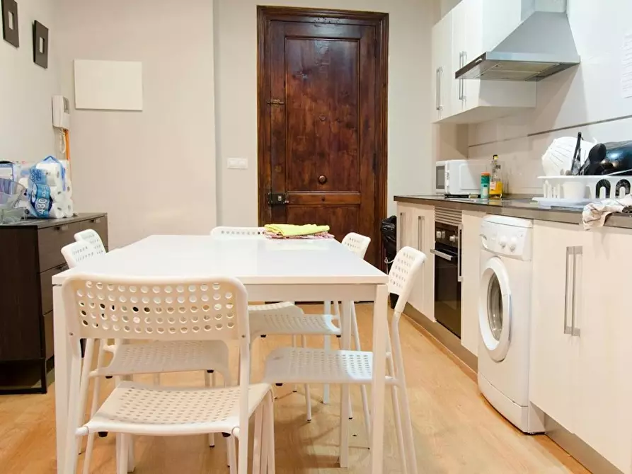 Immagine 4 di Camera in affitto  in Carrer de les Garrigues a Valencia