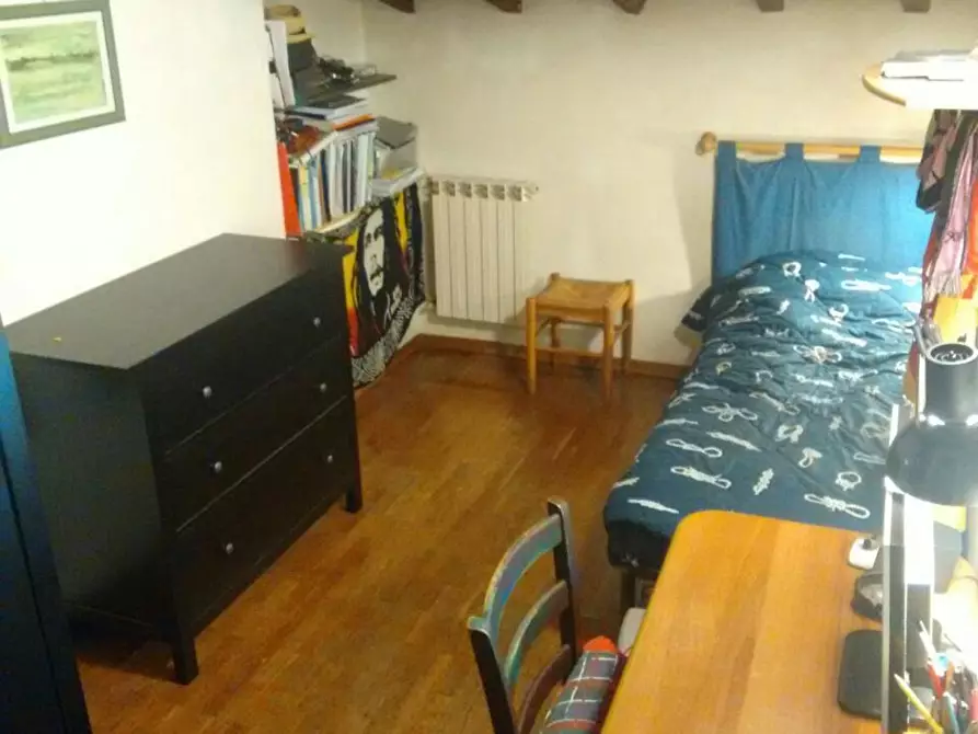 Immagine 1 di Camera in affitto  in Via Carlo Cattaneo a Pisa