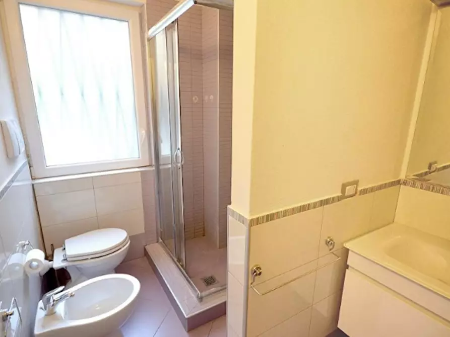 Immagine 5 di Appartamento in affitto  in Via Bordighera a Milano