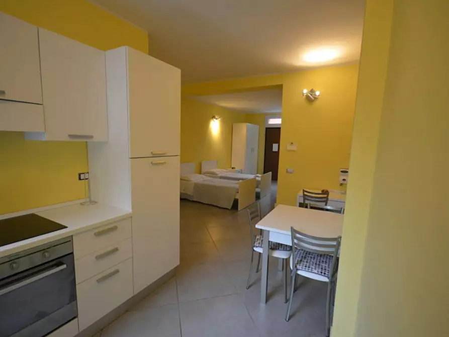 Immagine 1 di Appartamento in affitto  in Via Bordighera a Milano