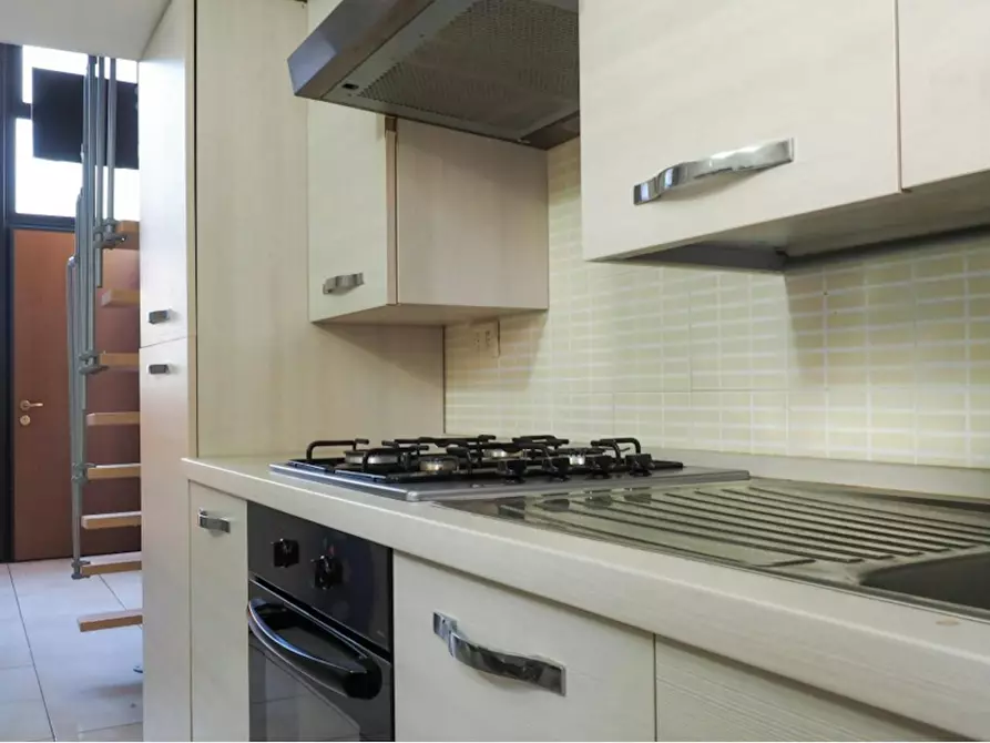 Immagine 6 di Appartamento in affitto  in Via Ugo Tommei a Milano