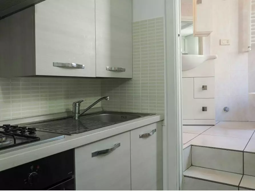 Immagine 7 di Appartamento in affitto  in Via Ugo Tommei a Milano