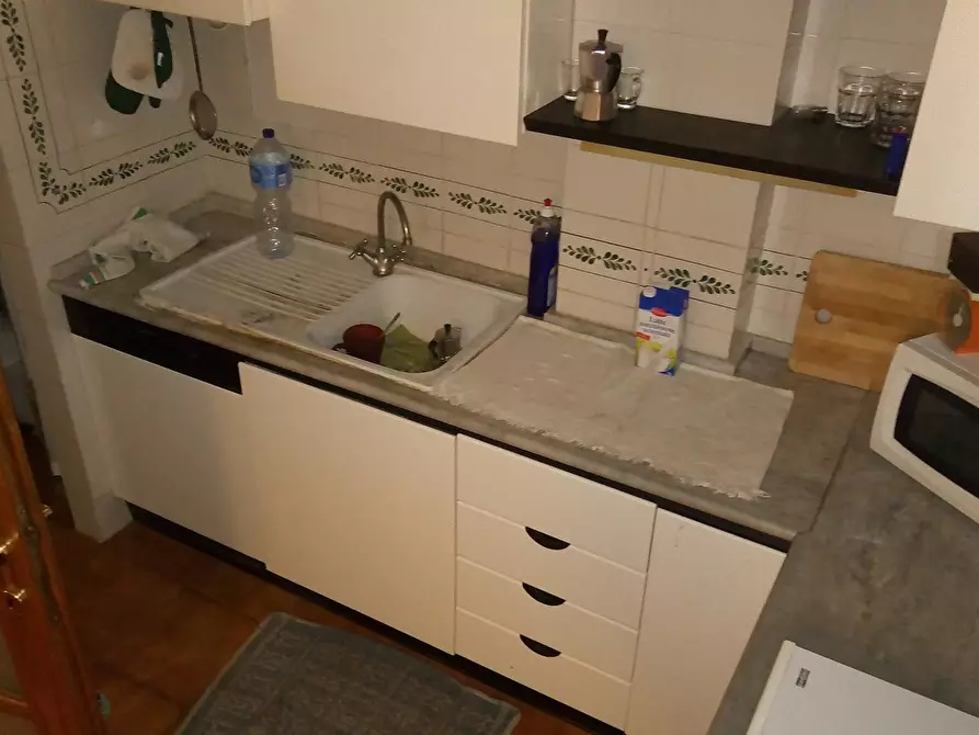 Immagine 5 di Camera in affitto  in Via Guido de Ruggiero a Pisa