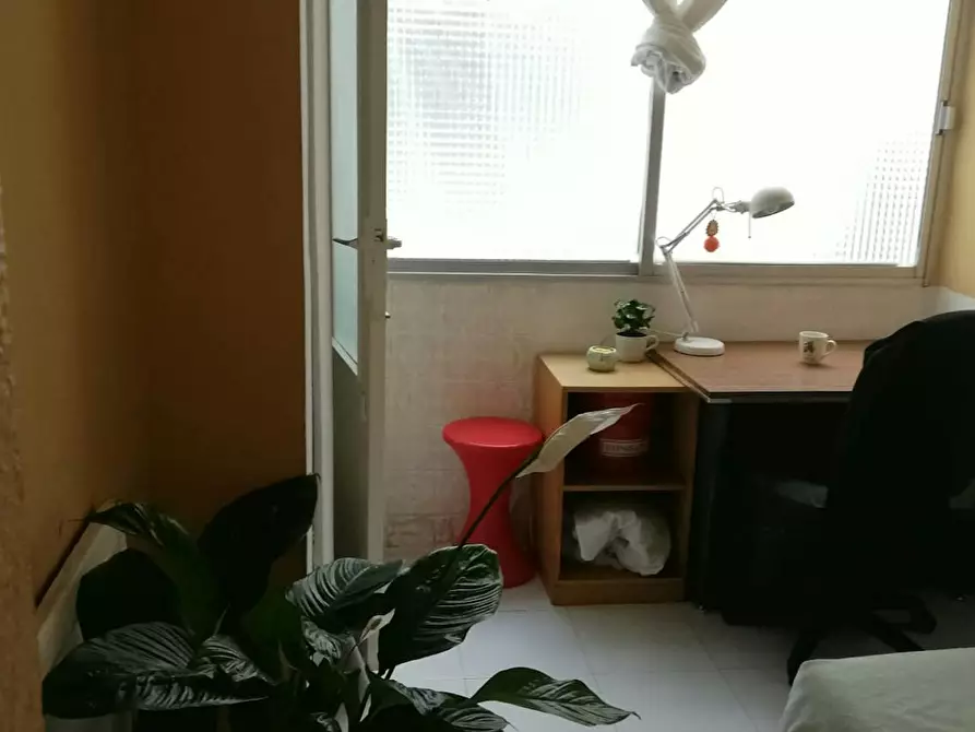 Immagine 10 di Camera in affitto  in Calle de la Puebla de Farnals a Valencia