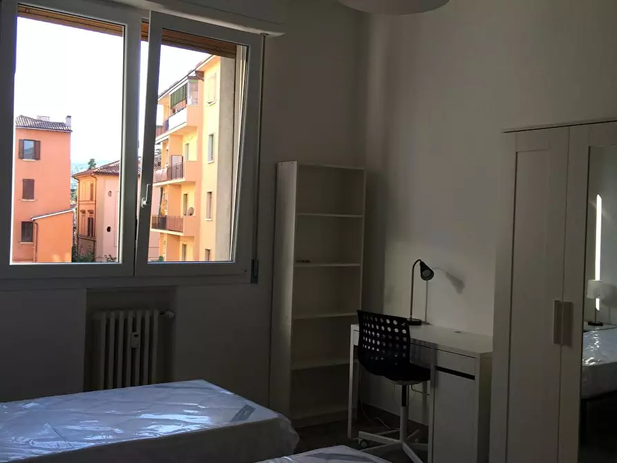 Immagine 3 di Camera condivisa in affitto  in Via Fossolo a Bologna