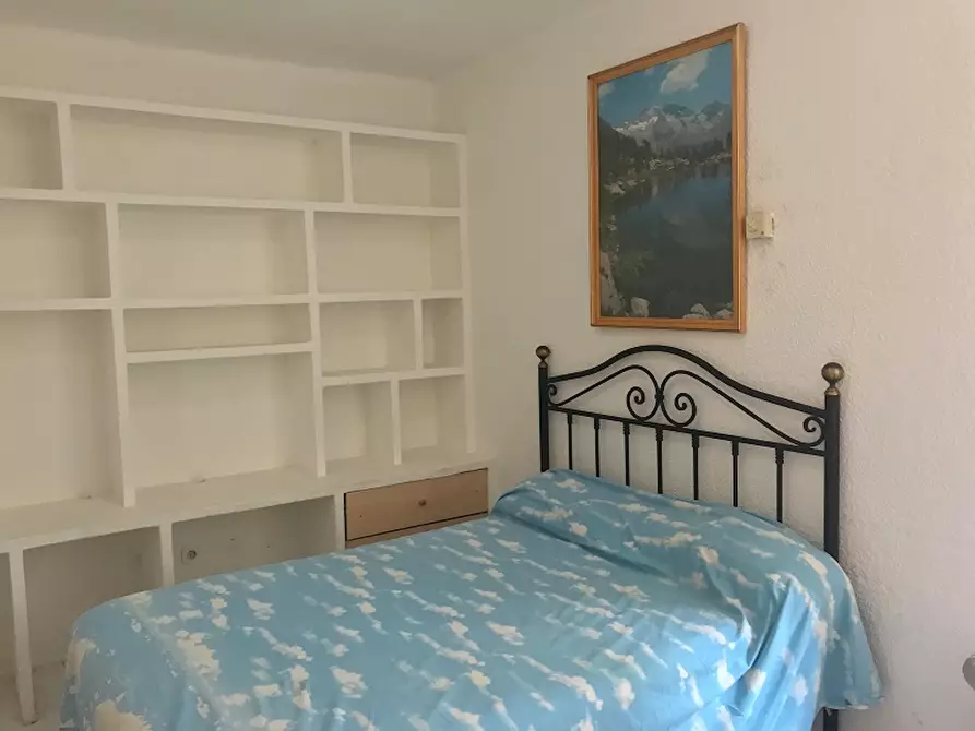 Immagine 3 di Camera in affitto  in Paseo Perales a Madrid