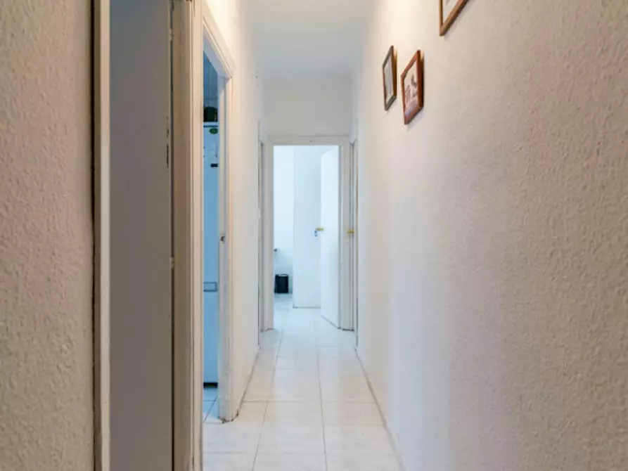 Immagine 10 di Camera in affitto  in Paseo Perales a Madrid