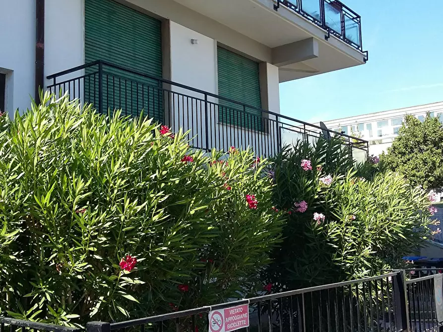 Immagine 1 di Camera in affitto  in Via Luca Pacioli a Pisa