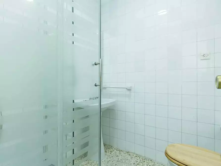 Immagine 7 di Camera in affitto  in Calle Pedro Antonio de Alarcón a Granada