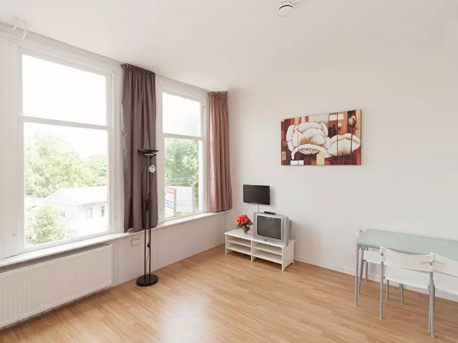 Immagine 6 di Camera in affitto  in Honingerdijk a Rotterdam