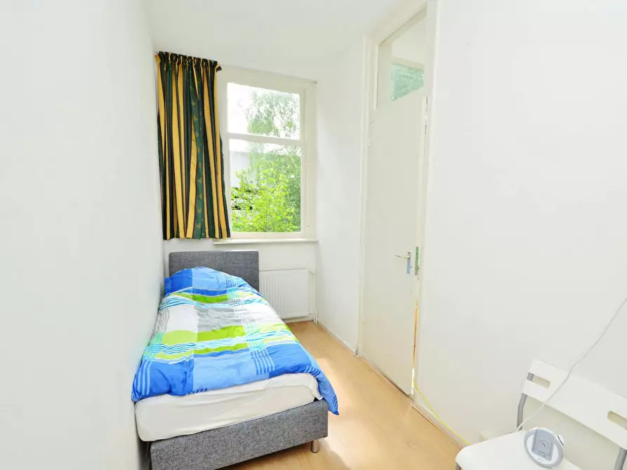 Immagine 1 di Camera in affitto  in Honingerdijk a Rotterdam