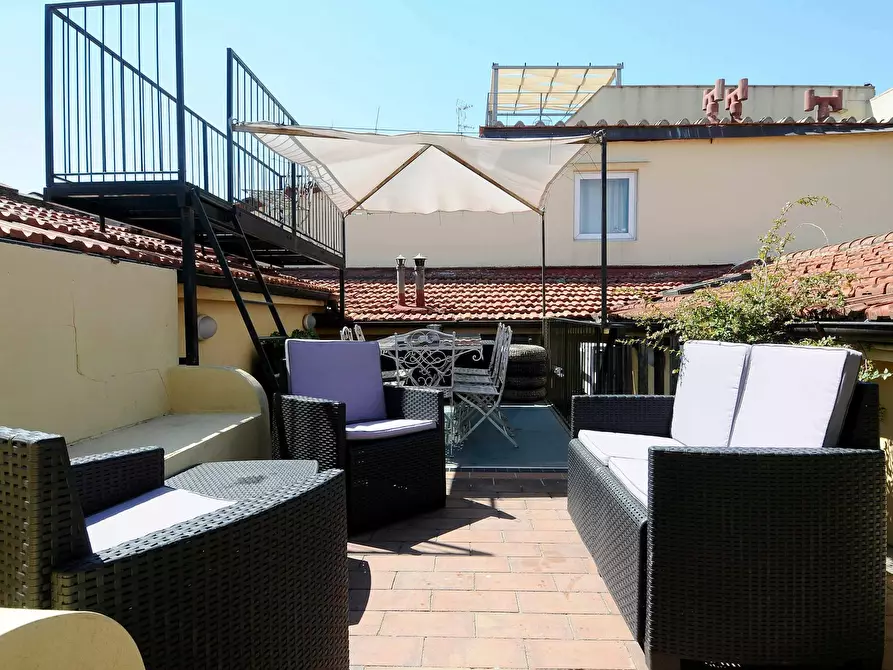 Immagine 4 di Appartamento in affitto  in Lungarno Amerigo Vespucci a Firenze