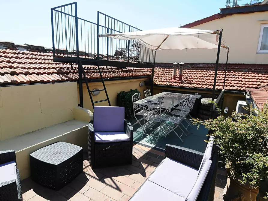 Immagine 6 di Appartamento in affitto  in Lungarno Amerigo Vespucci a Firenze