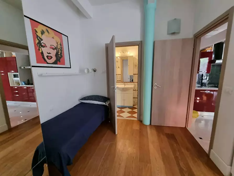 Immagine 9 di Camera in affitto  in Via San Zanobi a Firenze