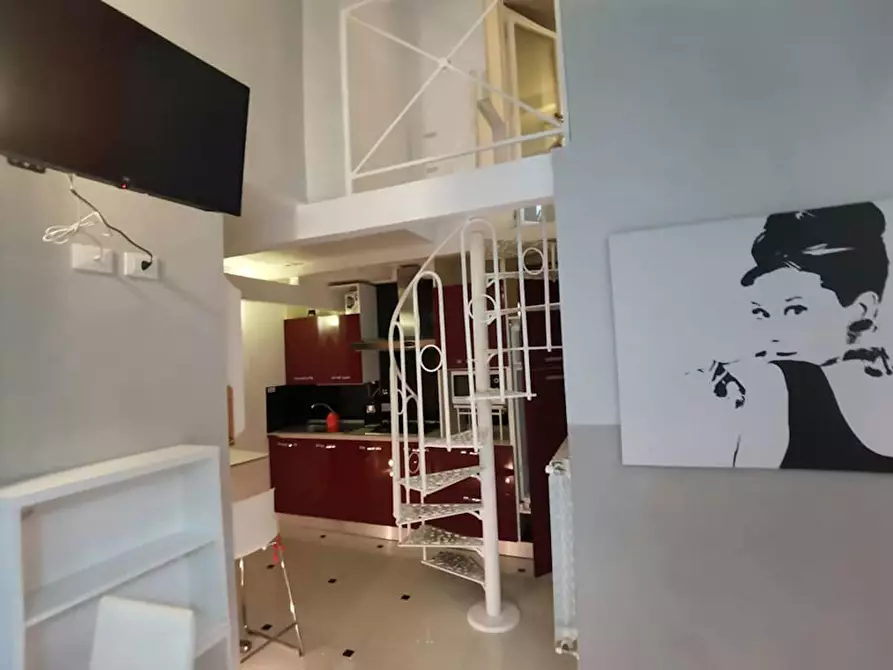 Immagine 9 di Camera in affitto  in Via San Zanobi a Firenze