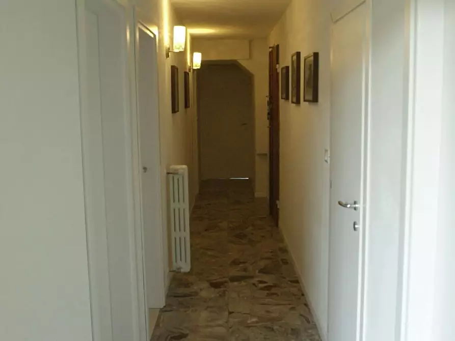 Immagine 10 di Camera in affitto  in Via Guglielmo Marconi a Firenze