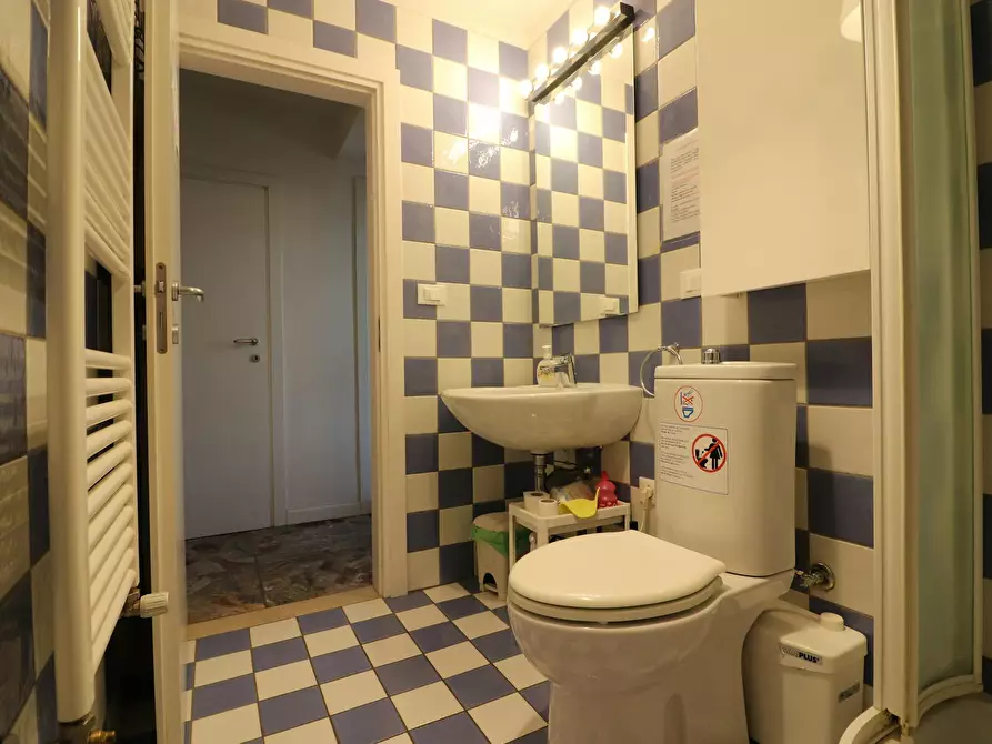 Immagine 8 di Camera in affitto  in Via Guglielmo Marconi a Firenze