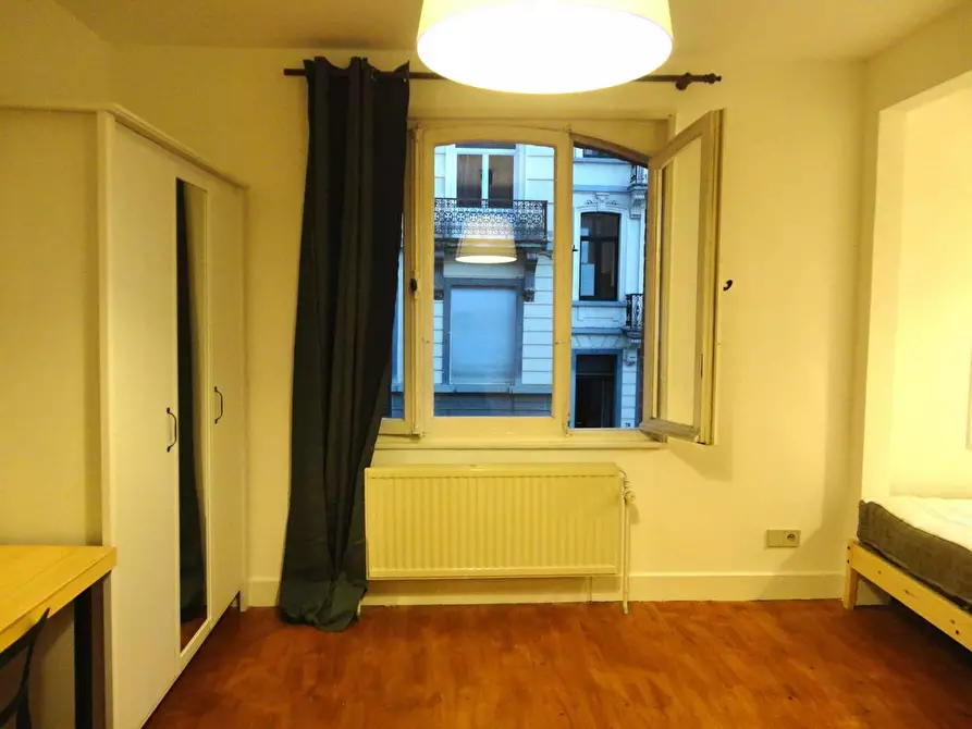 Immagine 9 di Camera in affitto  in Rue Stevin a Bruxelles
