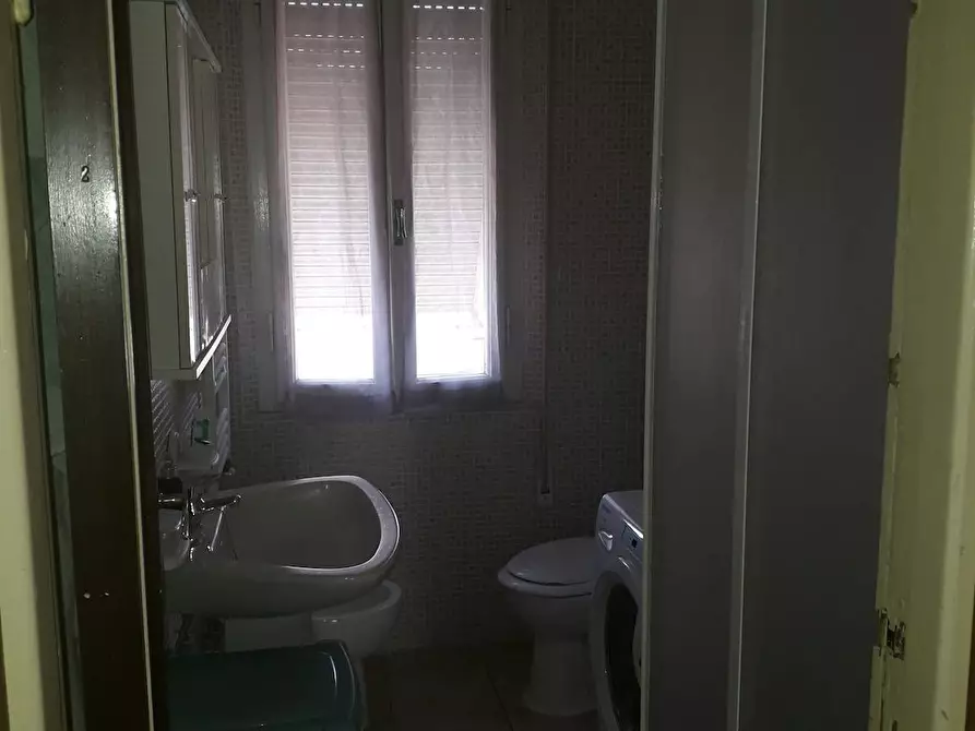 Immagine 10 di Camera in affitto  in Via San Donnino a Pisa