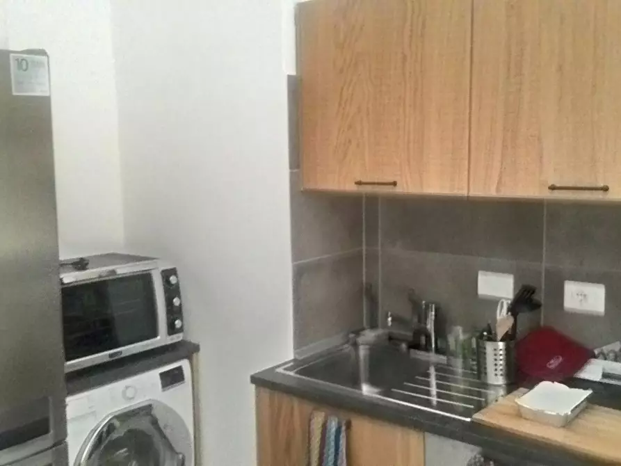 Immagine 4 di Camera in affitto  in Via Appia Nuova a Roma