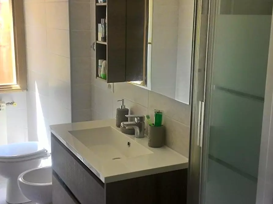 Immagine 5 di Camera in affitto  in Via Appia Nuova a Roma