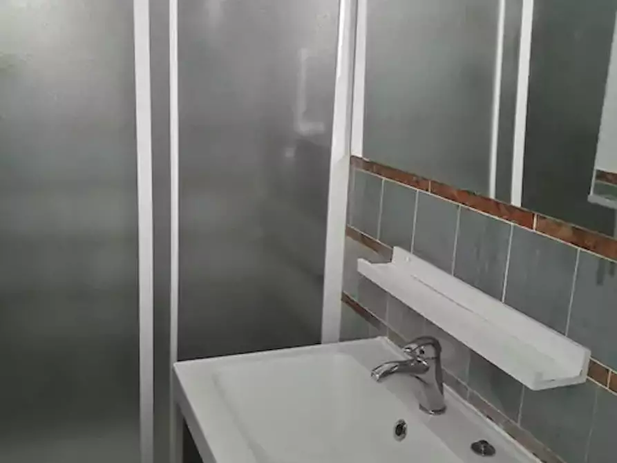 Immagine 6 di Camera condivisa in affitto  in Via Taddea a Firenze